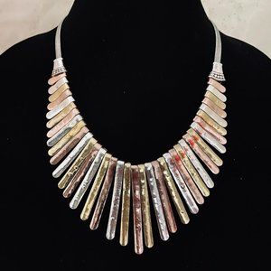 💖 Tri Medal Necklace. This Is Anything but Ordinary! 19 in. /N34